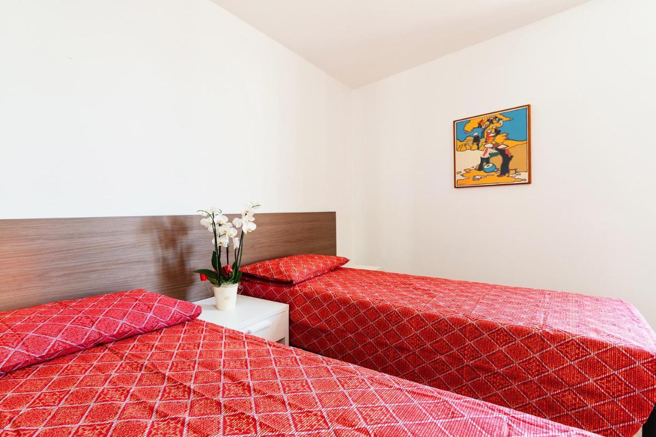 Il Roseto Di Marina Hotel Montano Lucino Ngoại thất bức ảnh